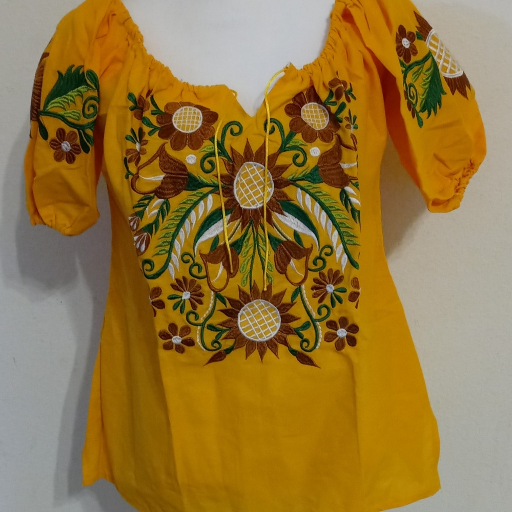 Beautiful Mexican Floral Embroidered blouse
